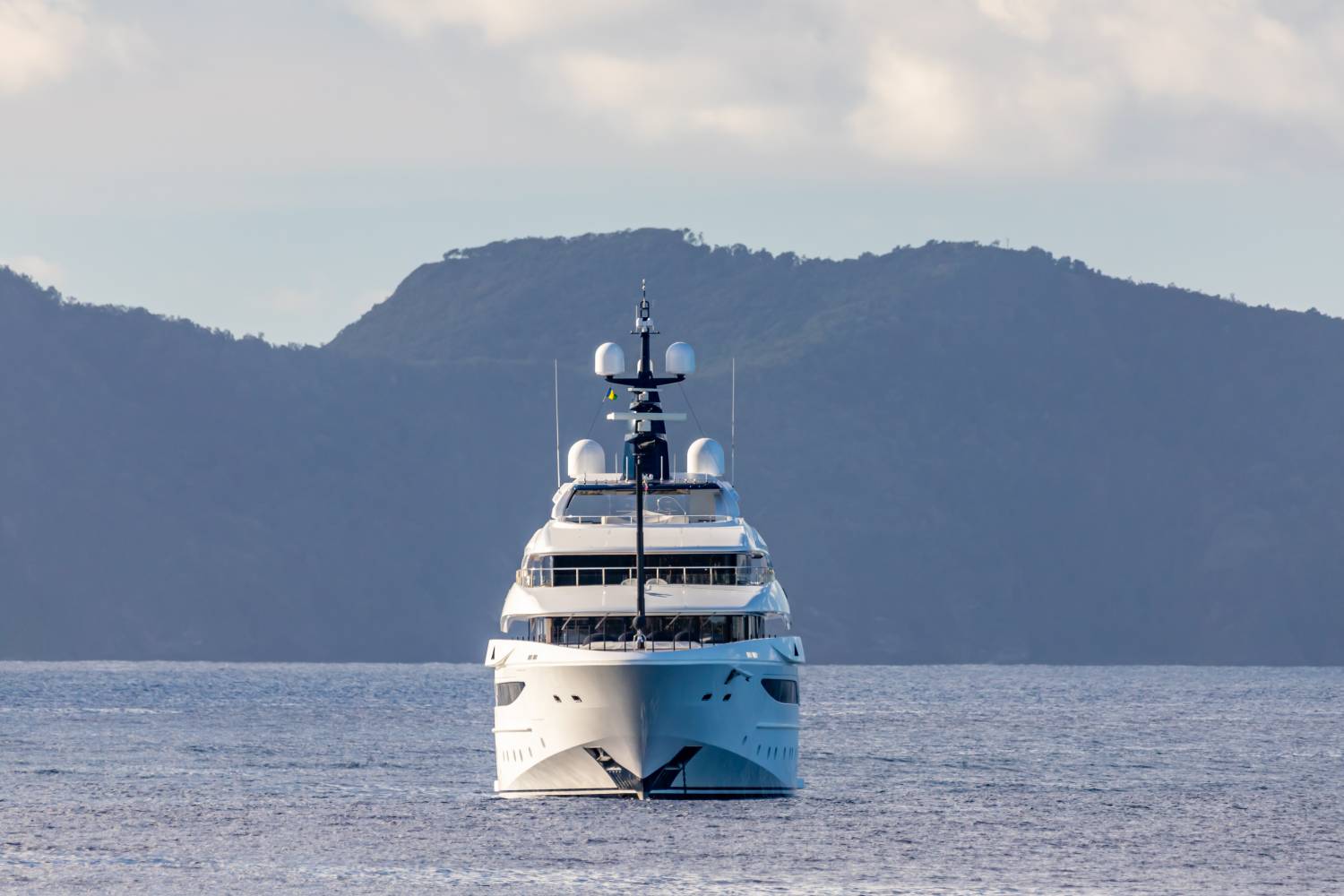 who owns the superyacht pacific