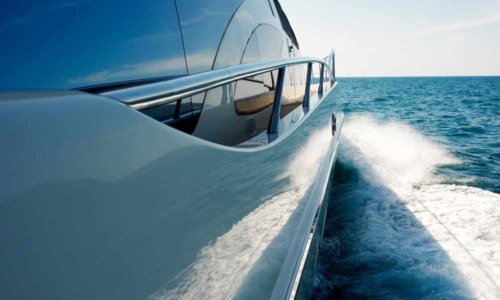Luxury Yacht Cruising the Pacific Northwest Luxury Yacht Cruising the Pacific Northwest